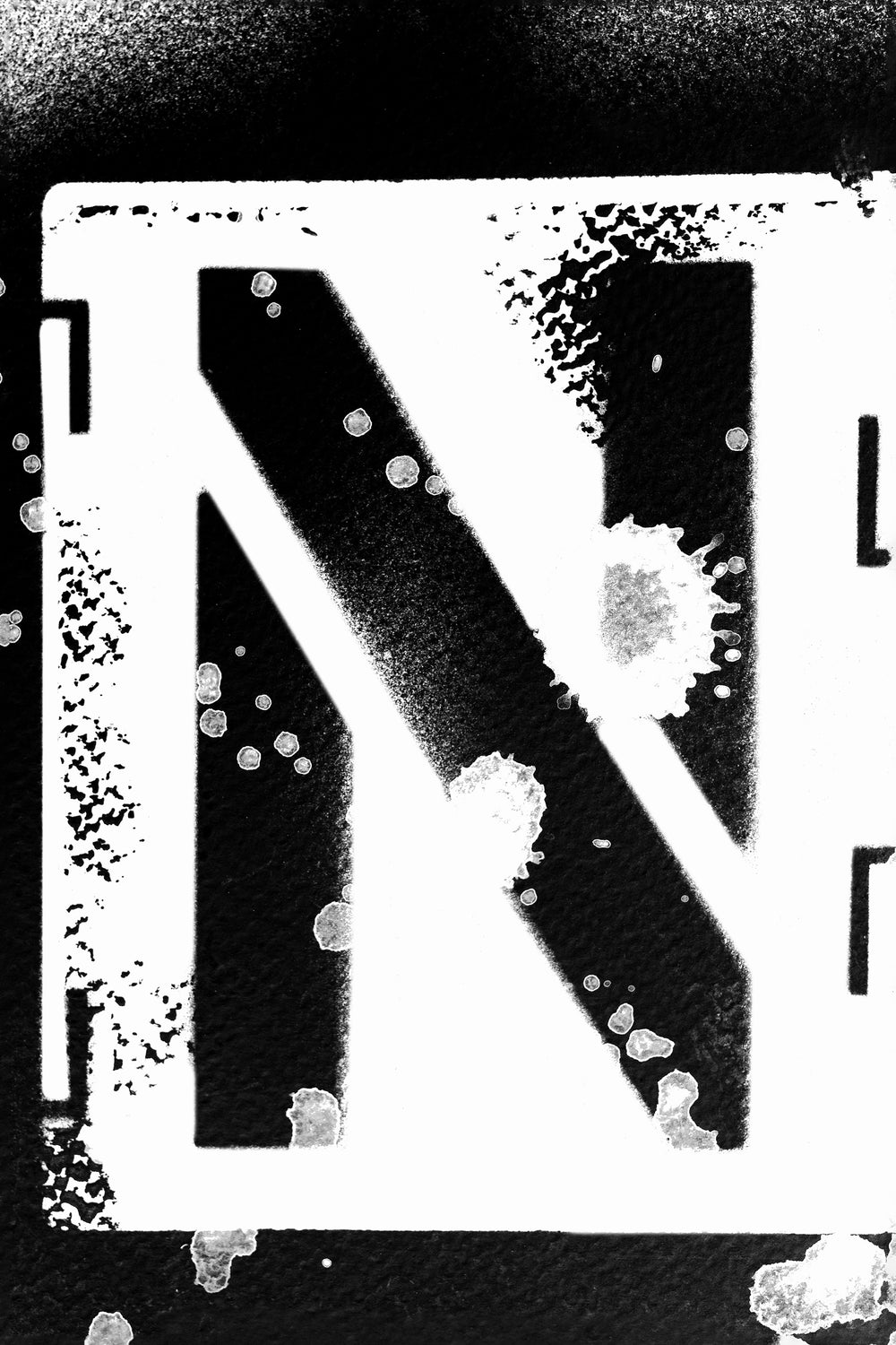 BW N